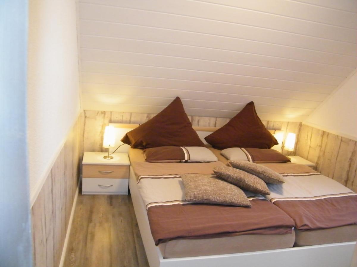 Gastehaus " Schone Aussicht " Apartment Нойхарлингерзийл Екстериор снимка