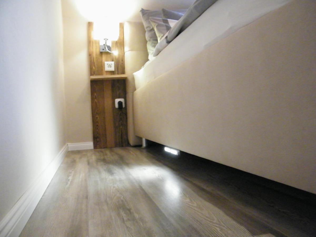 Gastehaus " Schone Aussicht " Apartment Нойхарлингерзийл Екстериор снимка