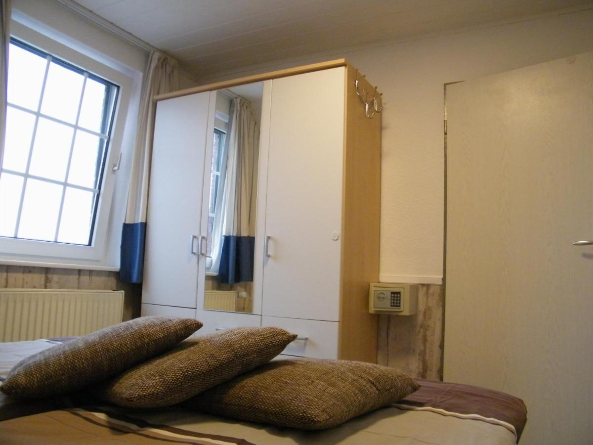 Gastehaus " Schone Aussicht " Apartment Нойхарлингерзийл Екстериор снимка