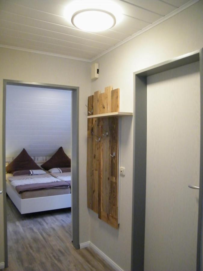 Gastehaus " Schone Aussicht " Apartment Нойхарлингерзийл Екстериор снимка