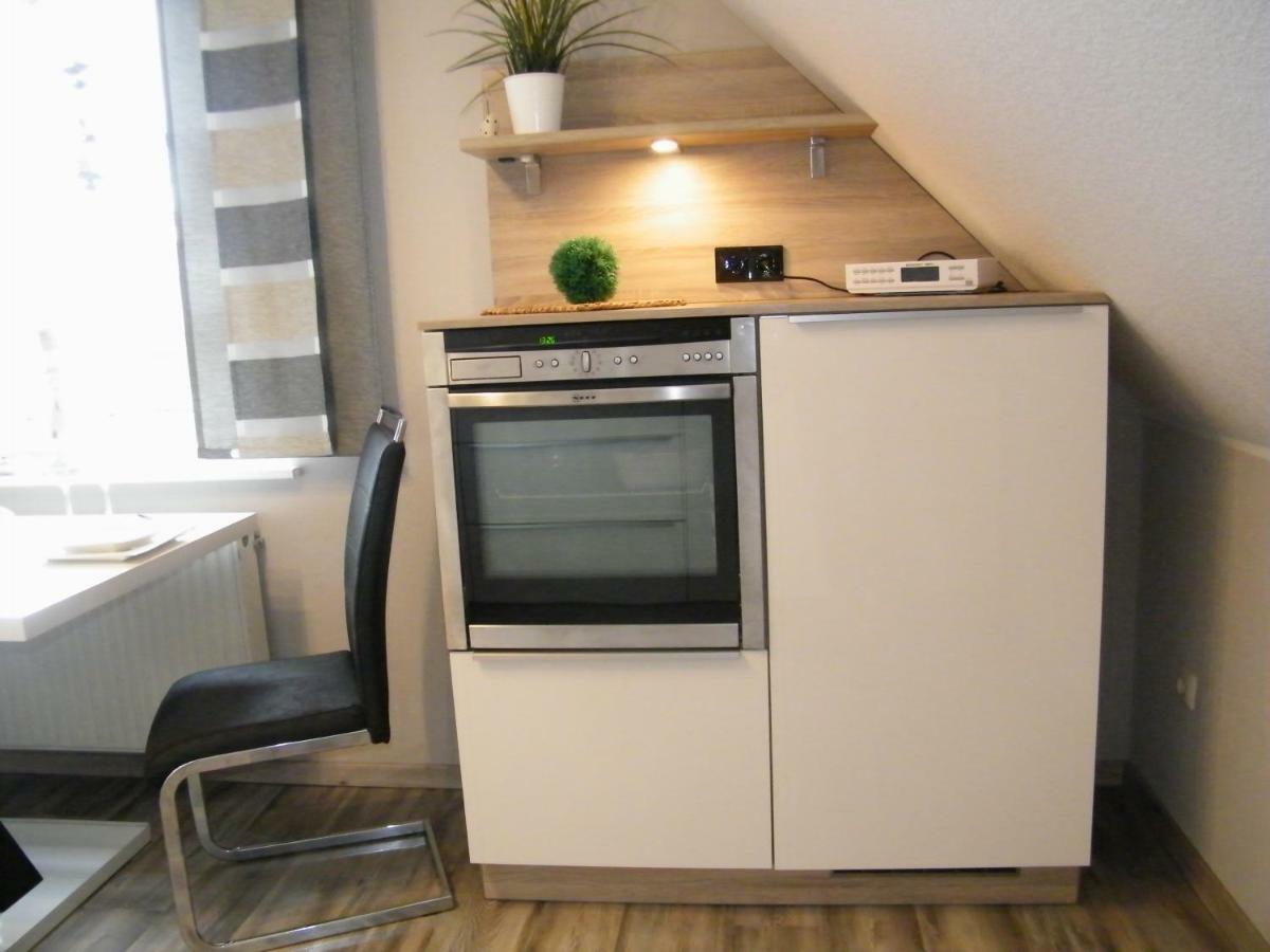 Gastehaus " Schone Aussicht " Apartment Нойхарлингерзийл Екстериор снимка