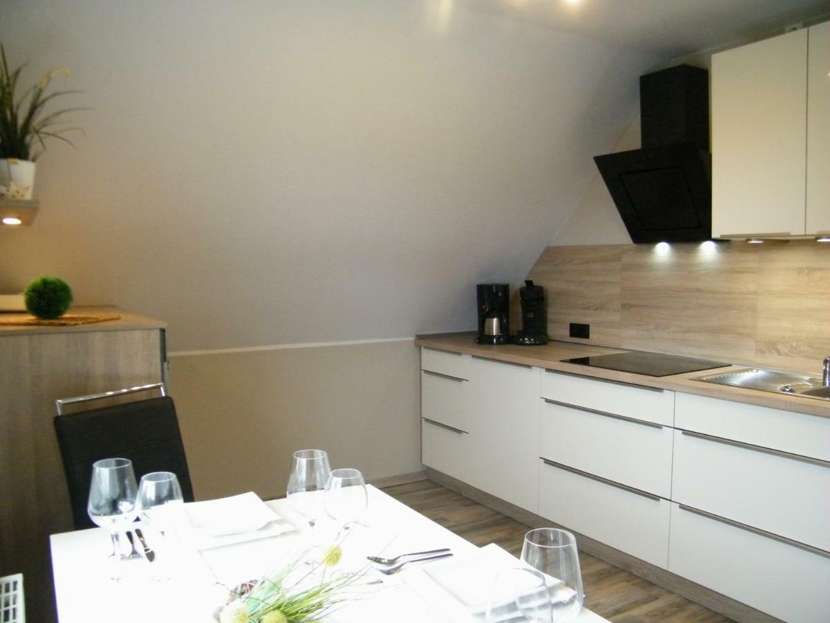 Gastehaus " Schone Aussicht " Apartment Нойхарлингерзийл Екстериор снимка